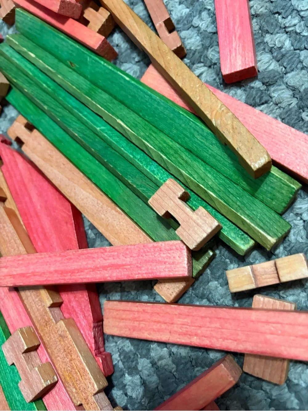 82 pcs Lincoln Logs Interlocking Wooden Building Sticks bundle lot